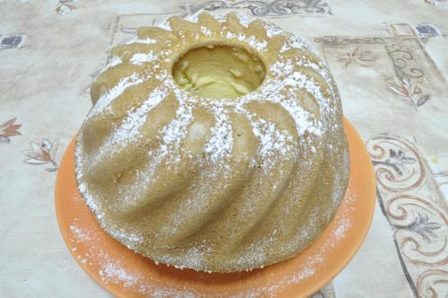 Prášková bábovka s mandlemi  – Snadné recept z Česko kuchyně, hotový za 60 - 90 minut